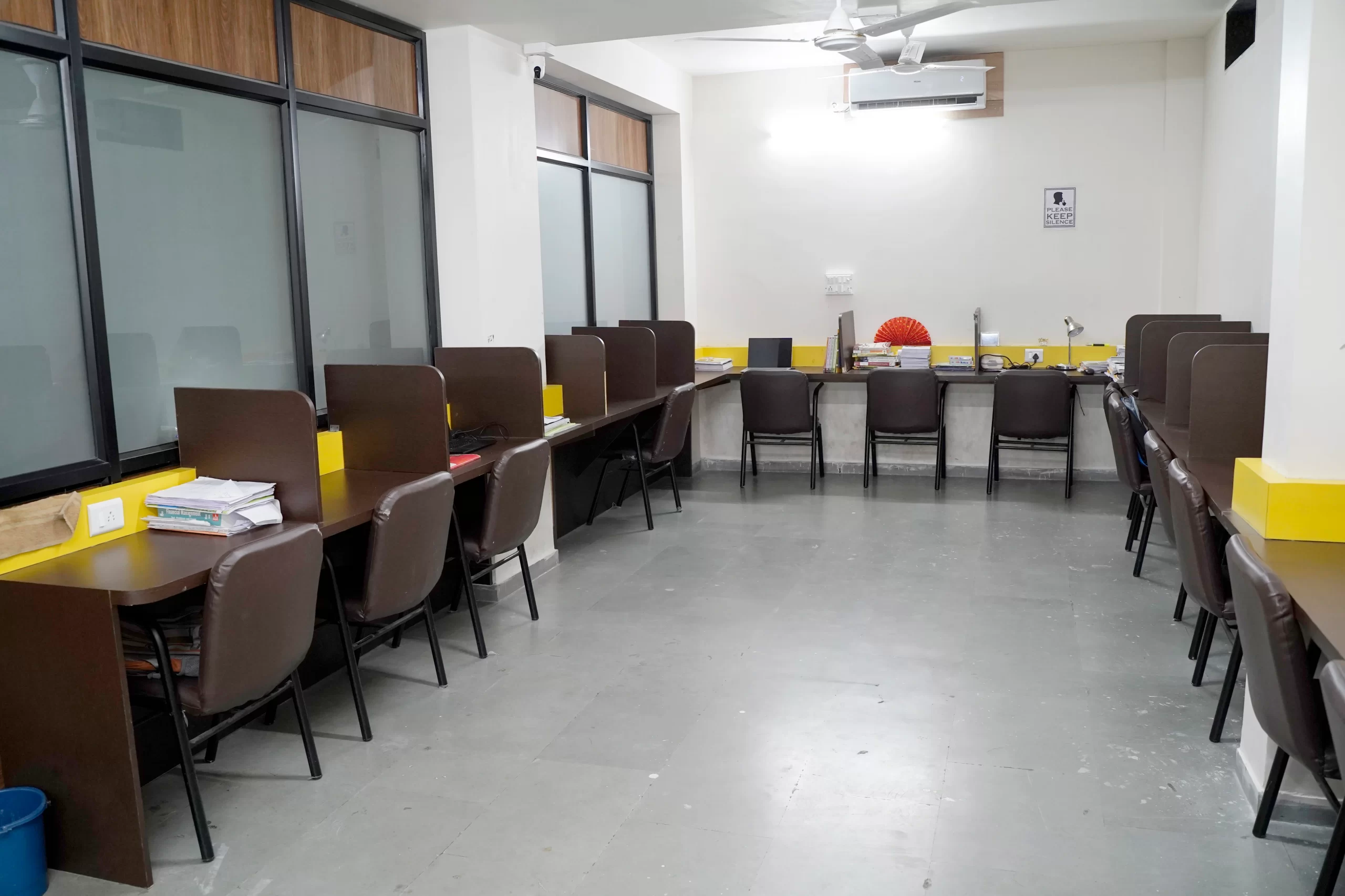 STUDY ROOM