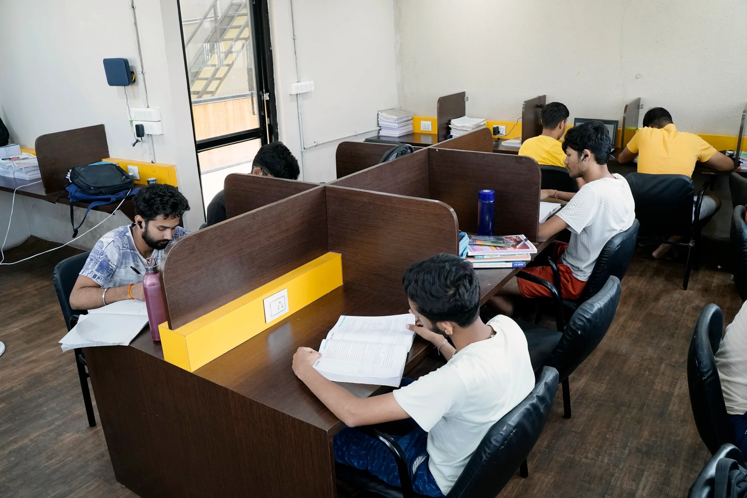 STUDY ROOM